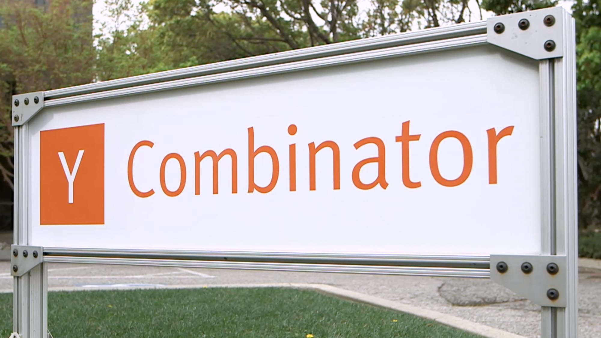 Y Combinator Sign